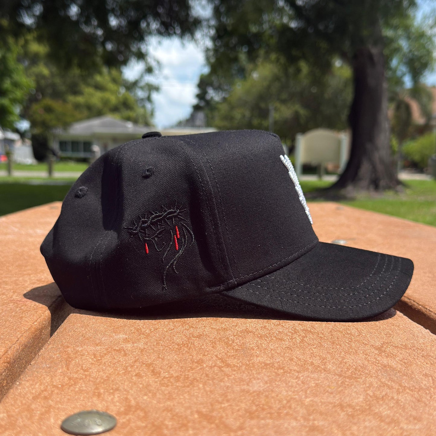 Cap Black And White Gcaps